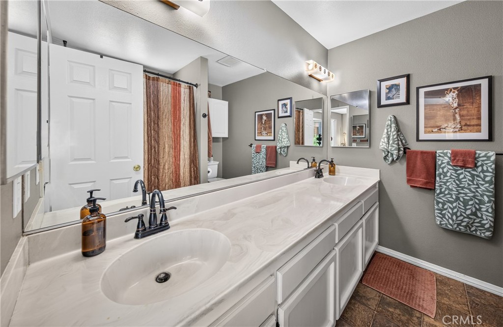 18087 Yucca Street Property Photo 16