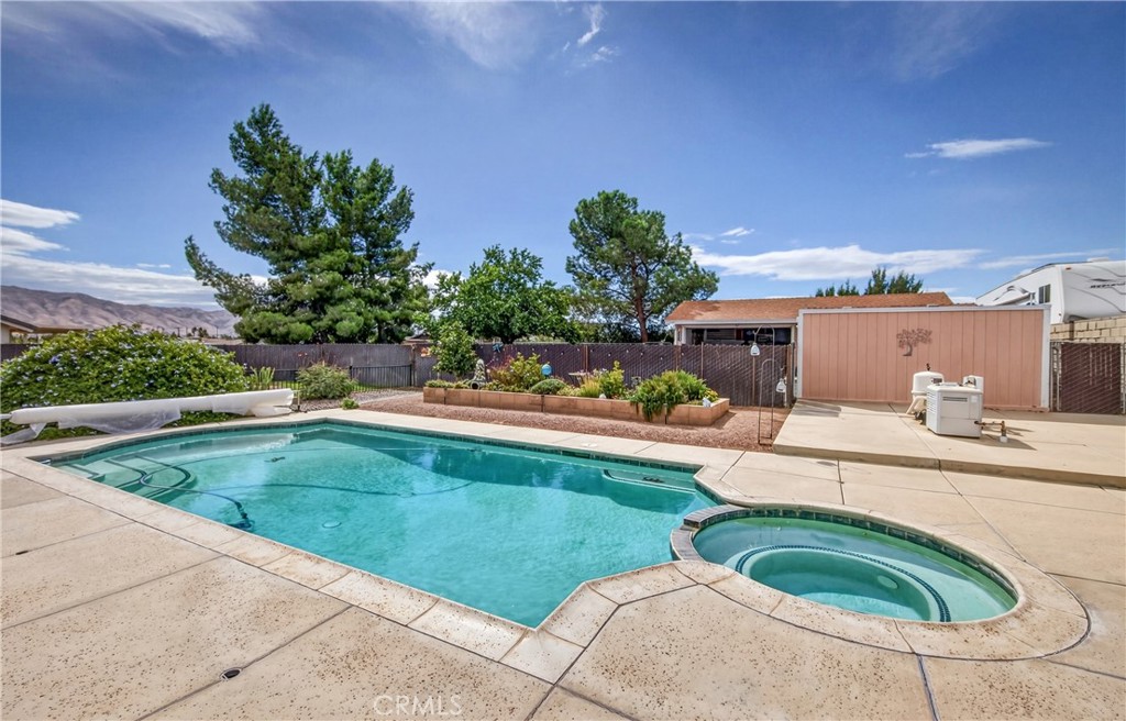 18087 Yucca Street Property Photo 24