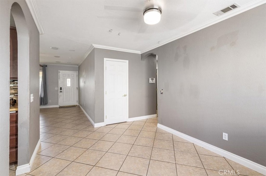 1423 W Hoffer Property Photo 19