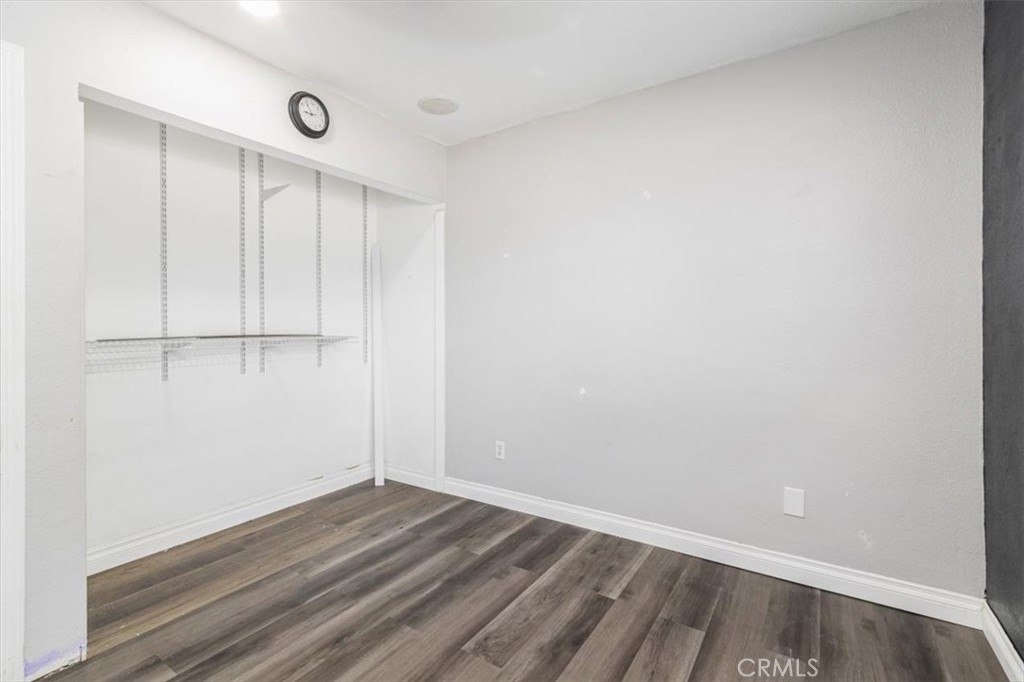 1423 W Hoffer Property Photo 24