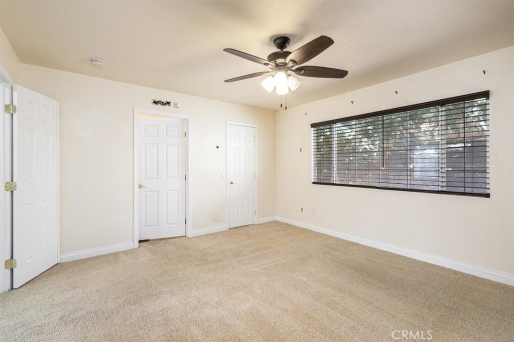 1423 W Hoffer Property Photo 32