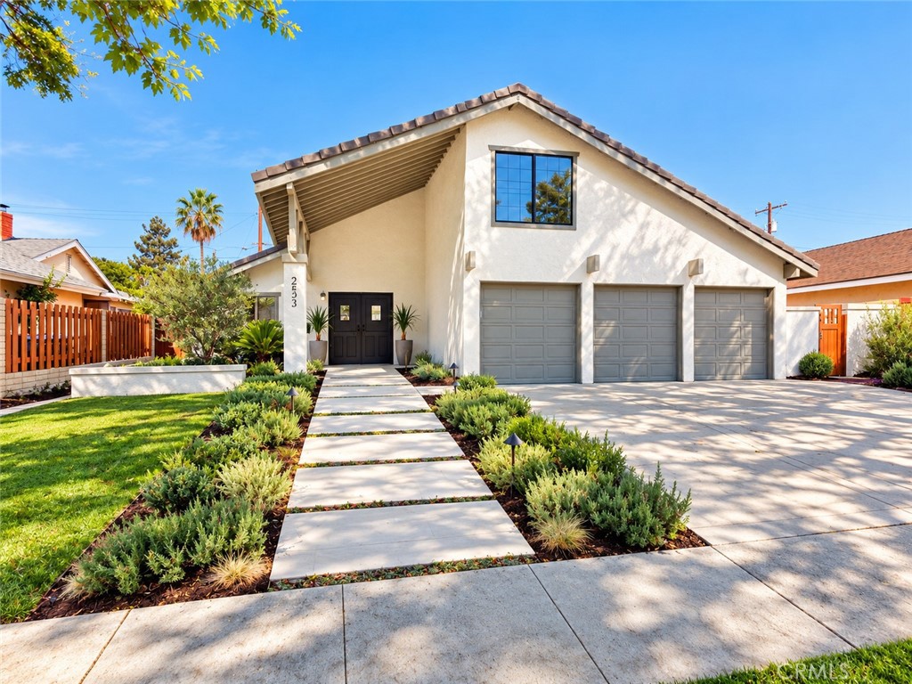 2533 E Tennyson Property Photo 25