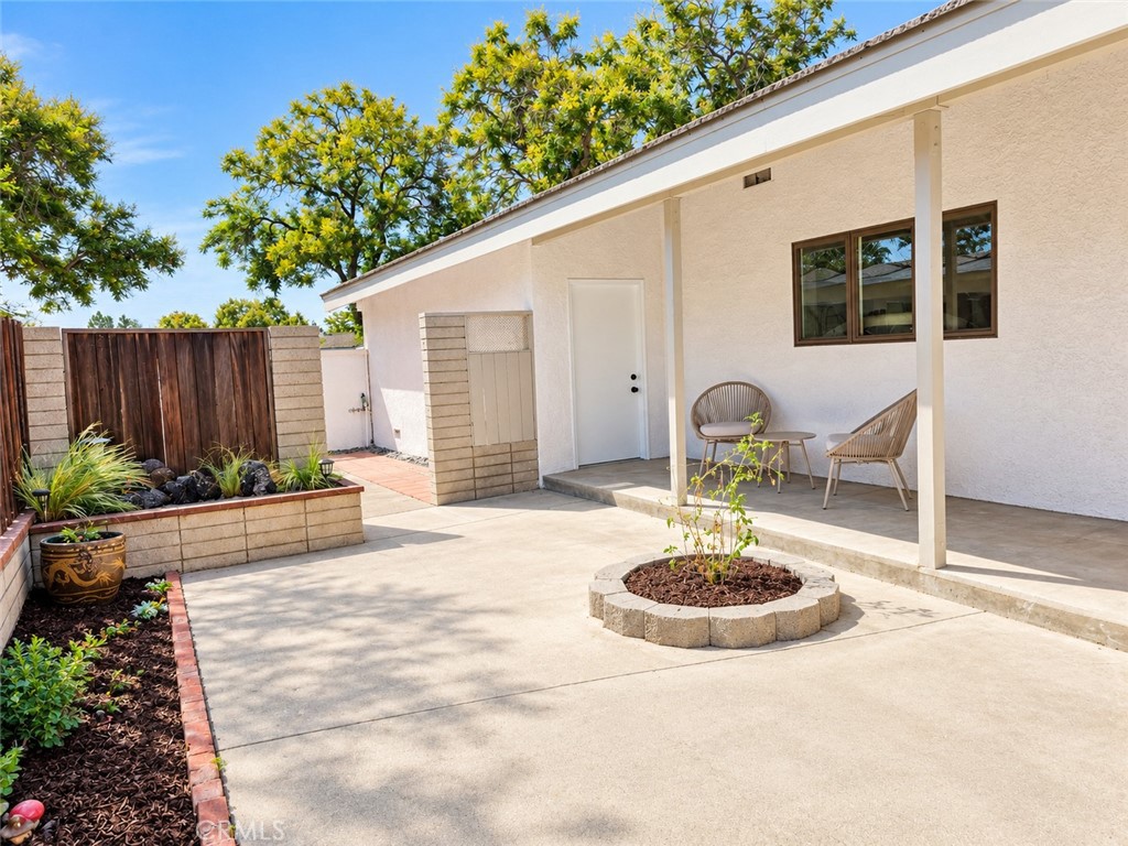 2533 E Tennyson Property Photo 32