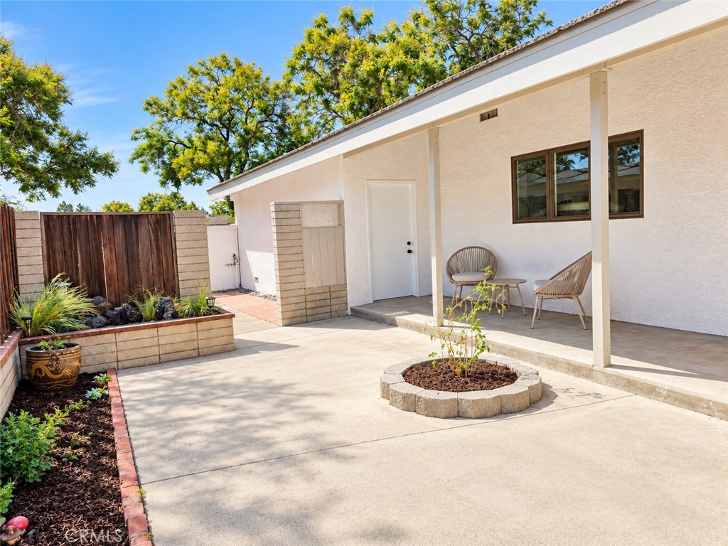 2533 E Tennyson Property Photo 40