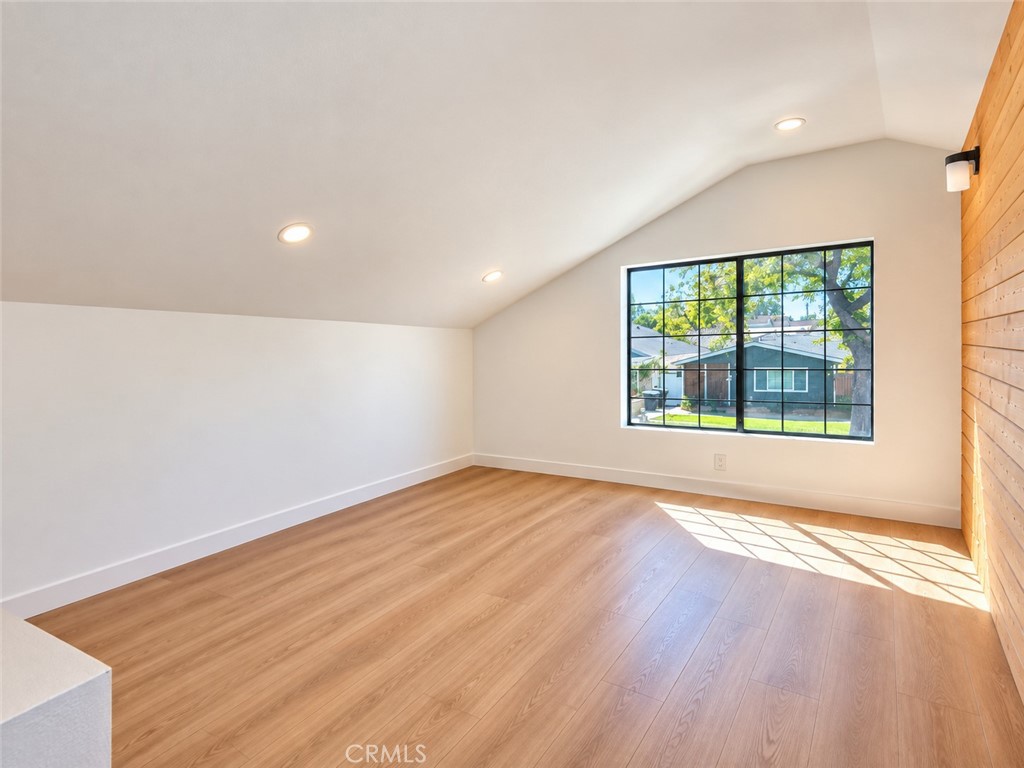 2533 E Tennyson Property Photo 41
