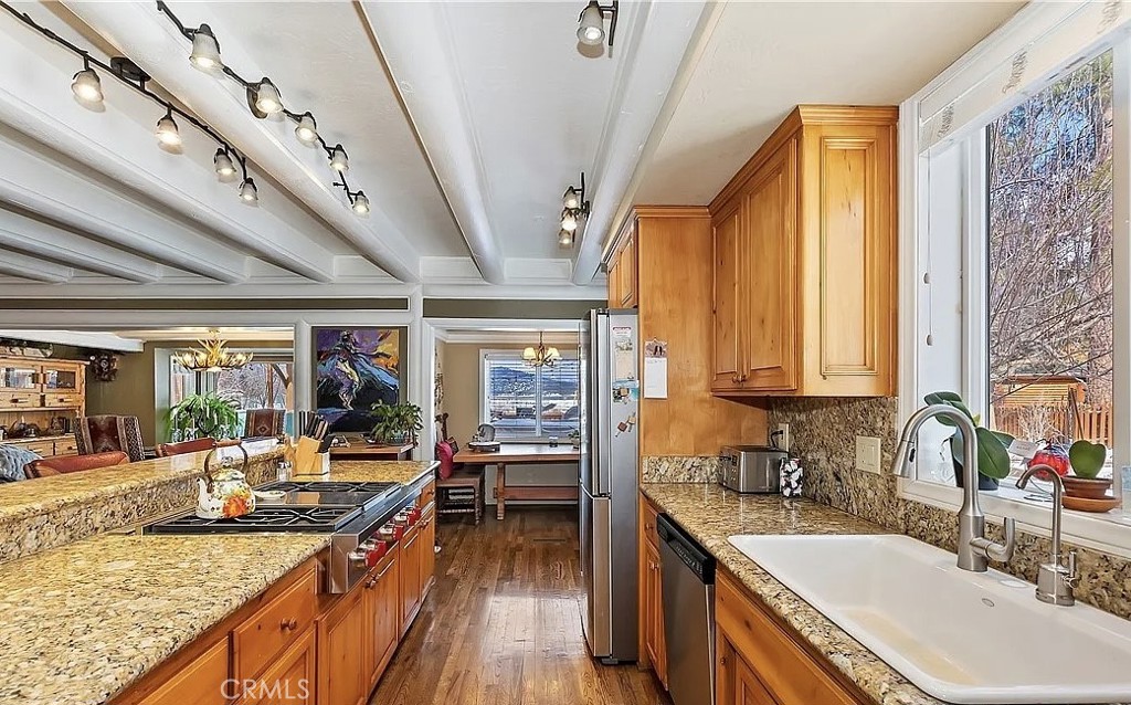 41313 Eastwood Property Photo 11