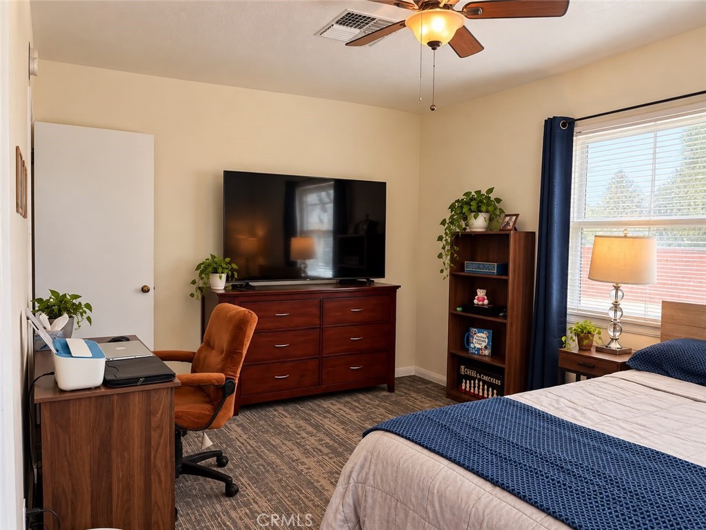 312 W Lugonia Property Photo 15