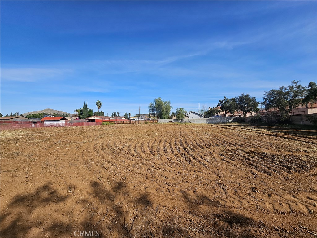 24212 Taylor Street Property Photo 2