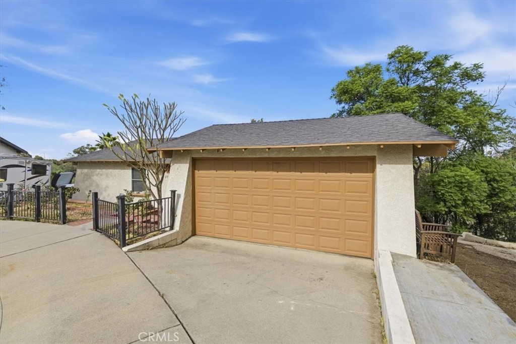 2715 Brockton Property Photo 15