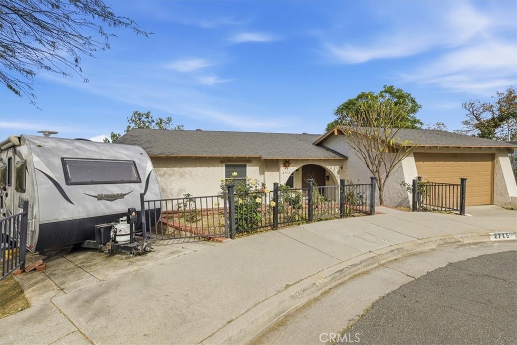 2715 Brockton Property Photo 17