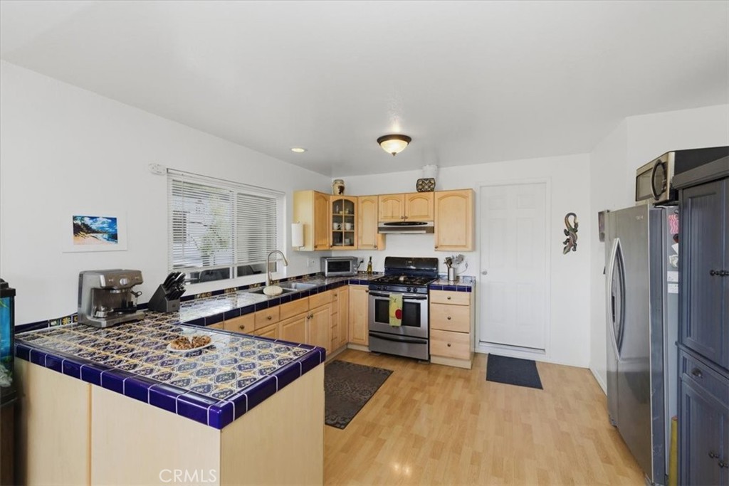2715 Brockton Property Photo 29