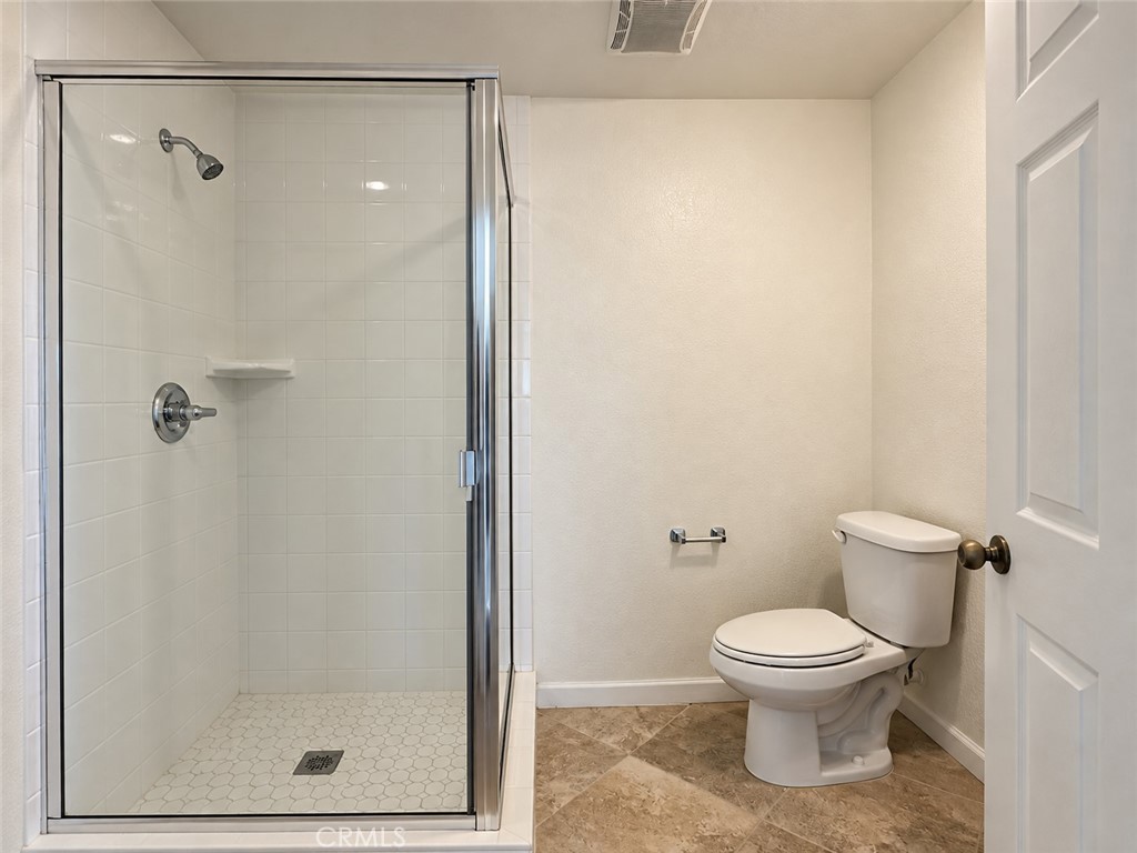 23874 Rhodes Avenue Property Photo 14
