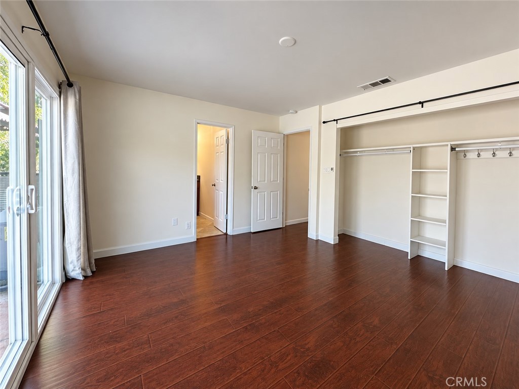 23874 Rhodes Avenue Property Photo 17
