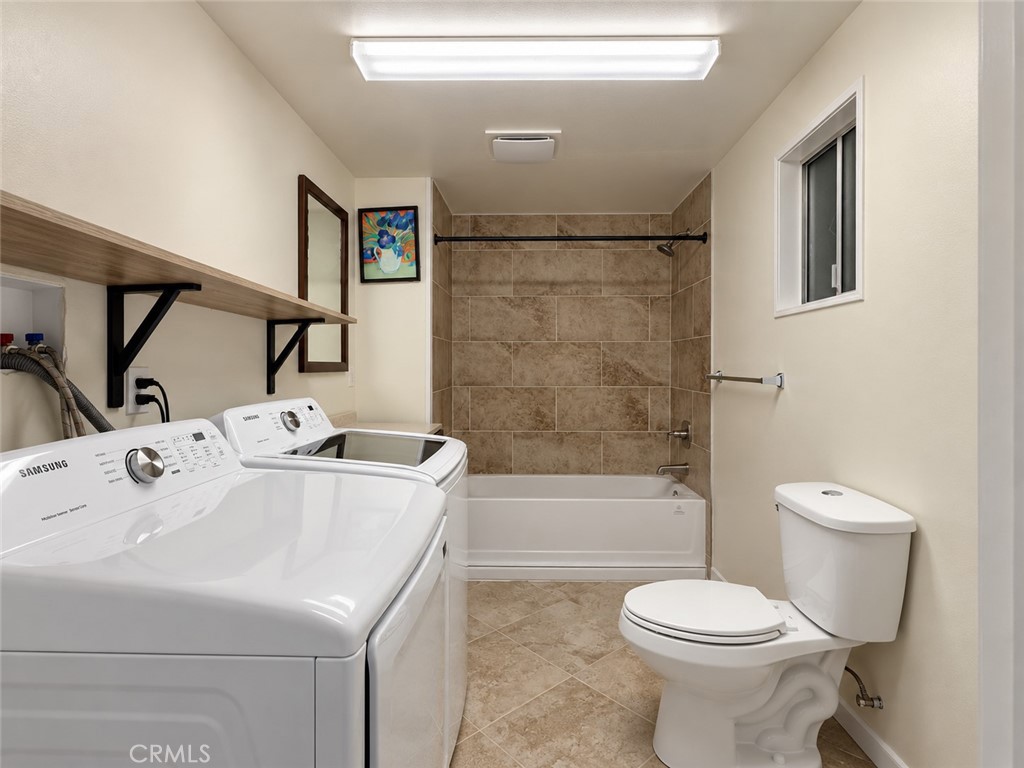 23874 Rhodes Avenue Property Photo 21