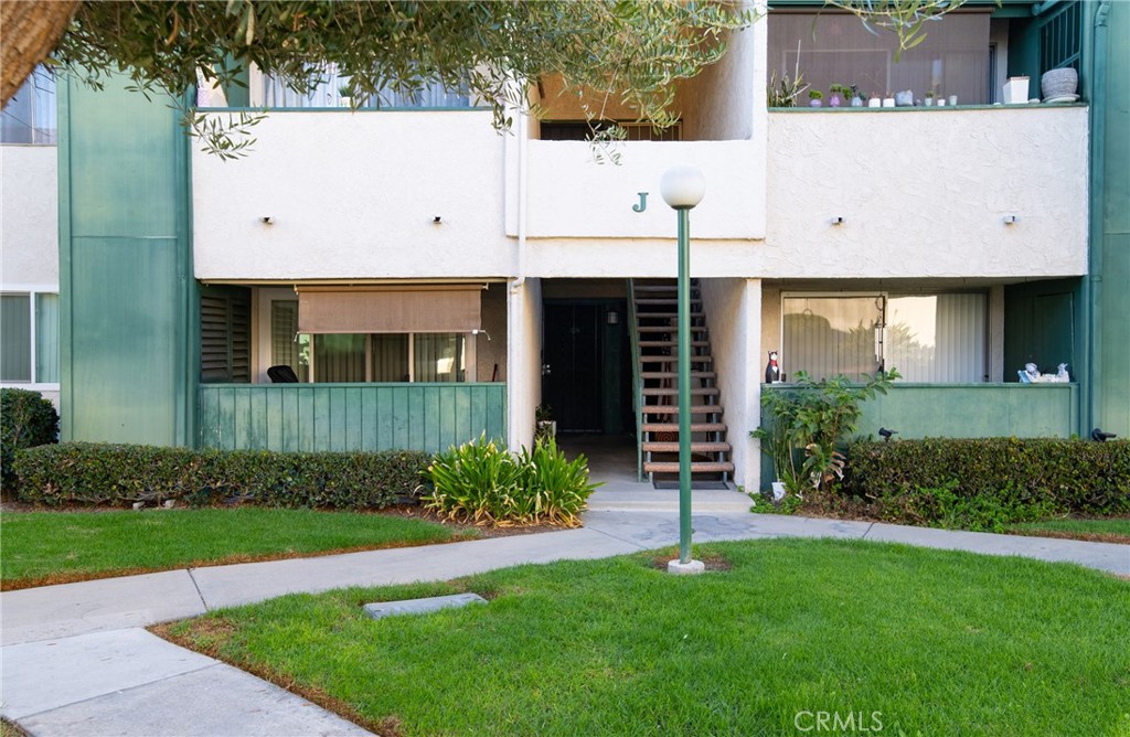 15321 Santa Gertrudes J110 Property Photo 2