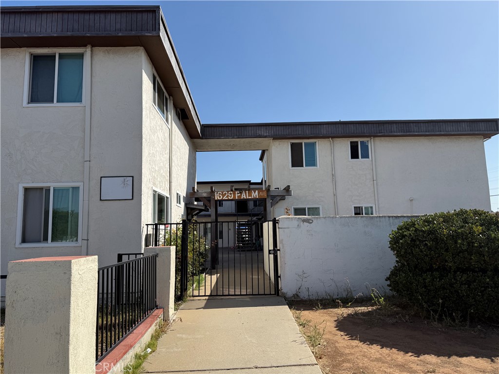 1629 Palm Avenue Property Photo 1