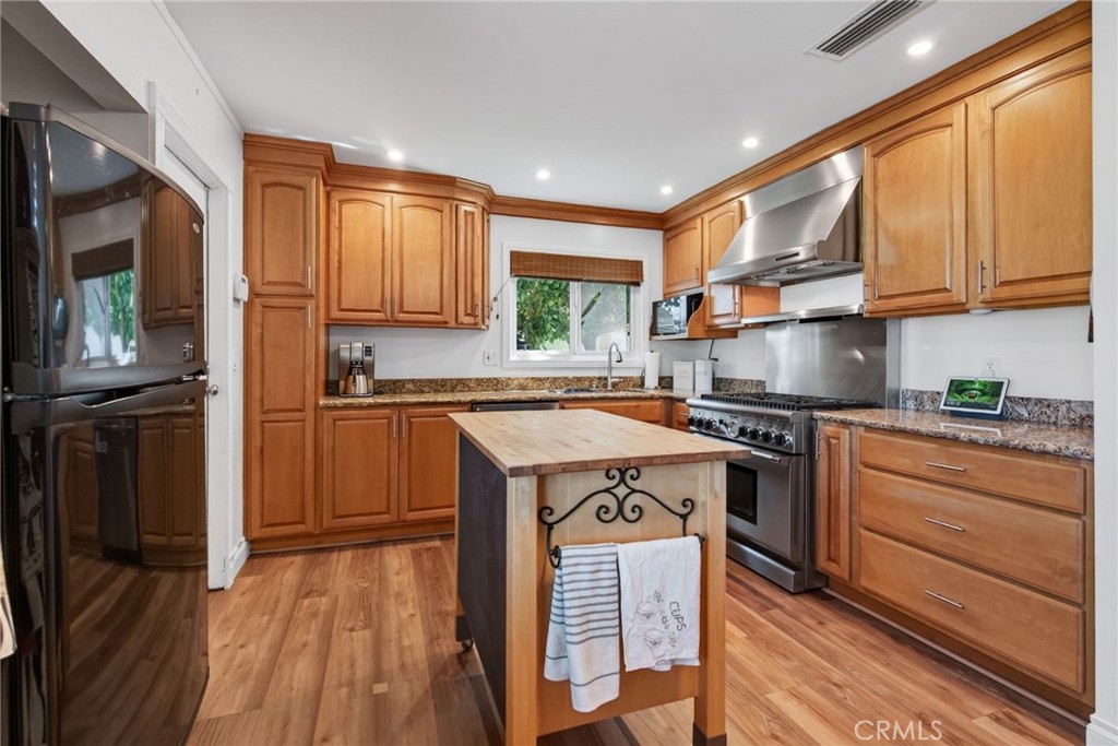 8681 La Grande Street Property Photo 10