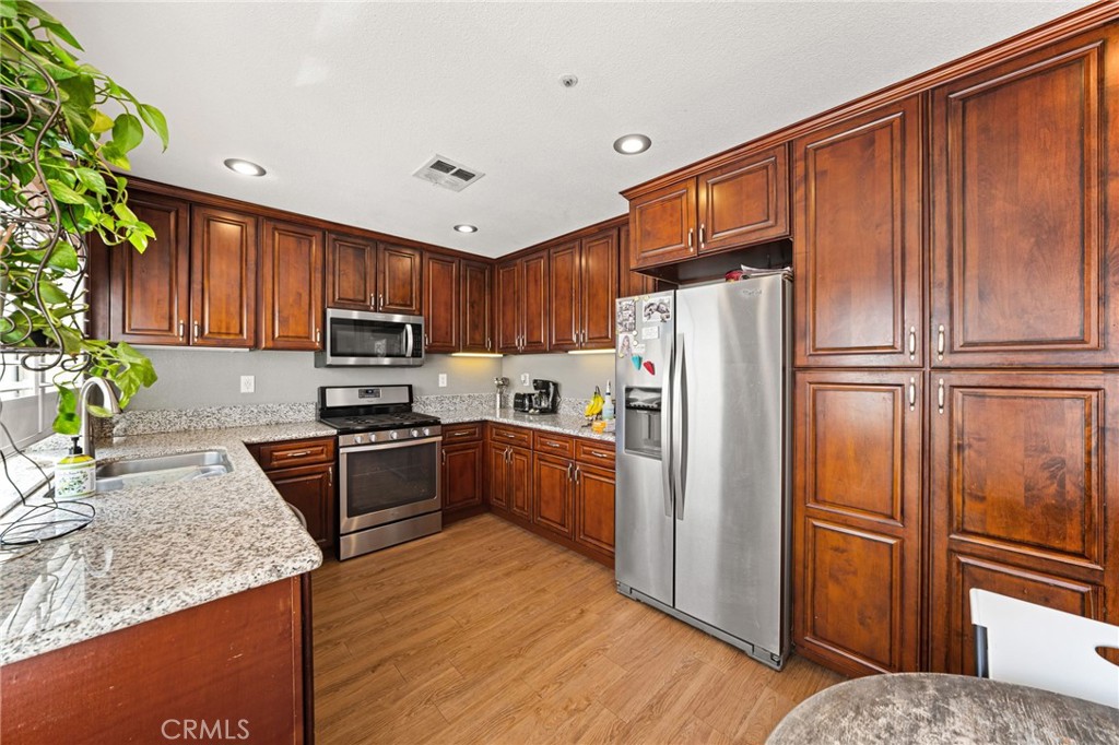 14139 Stanislaus Ct Property Photo 6