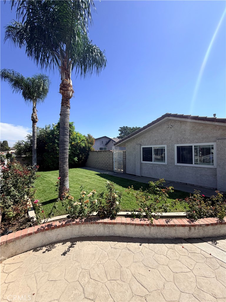 11216 Jurupa Road Property Photo 2