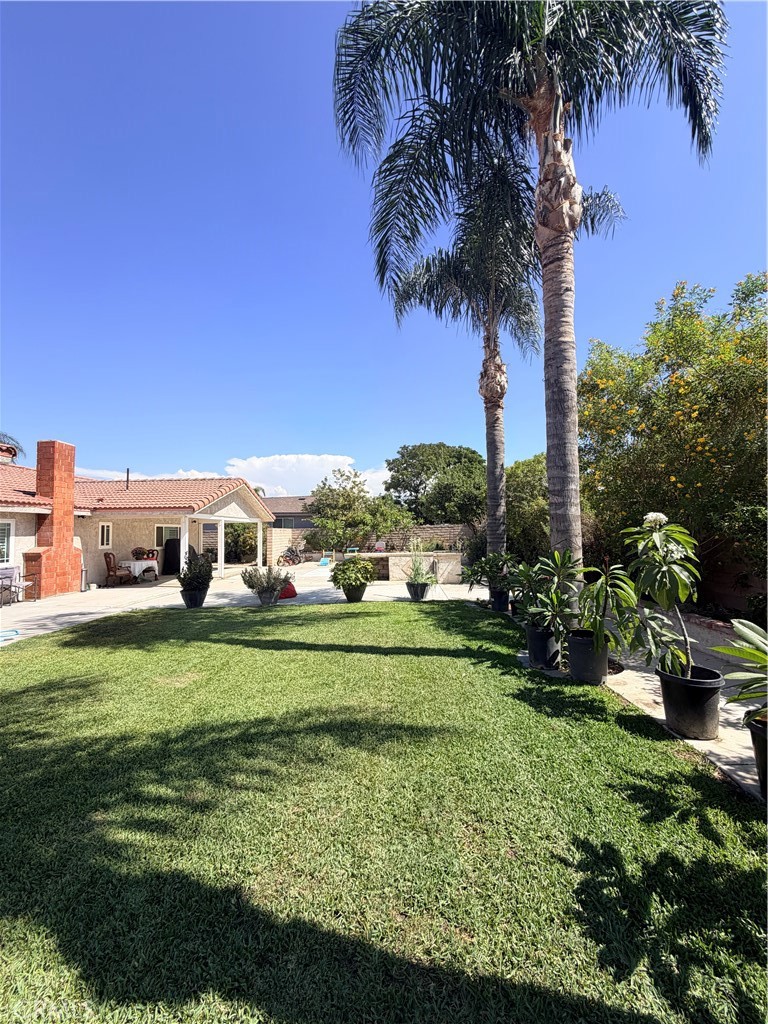 11216 Jurupa Road Property Photo 4