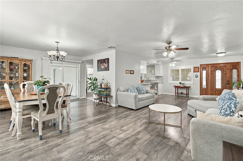 11216 Jurupa Road Property Photo 6