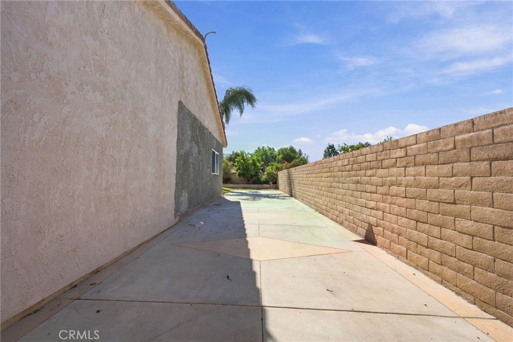11216 Jurupa Road Property Photo 38