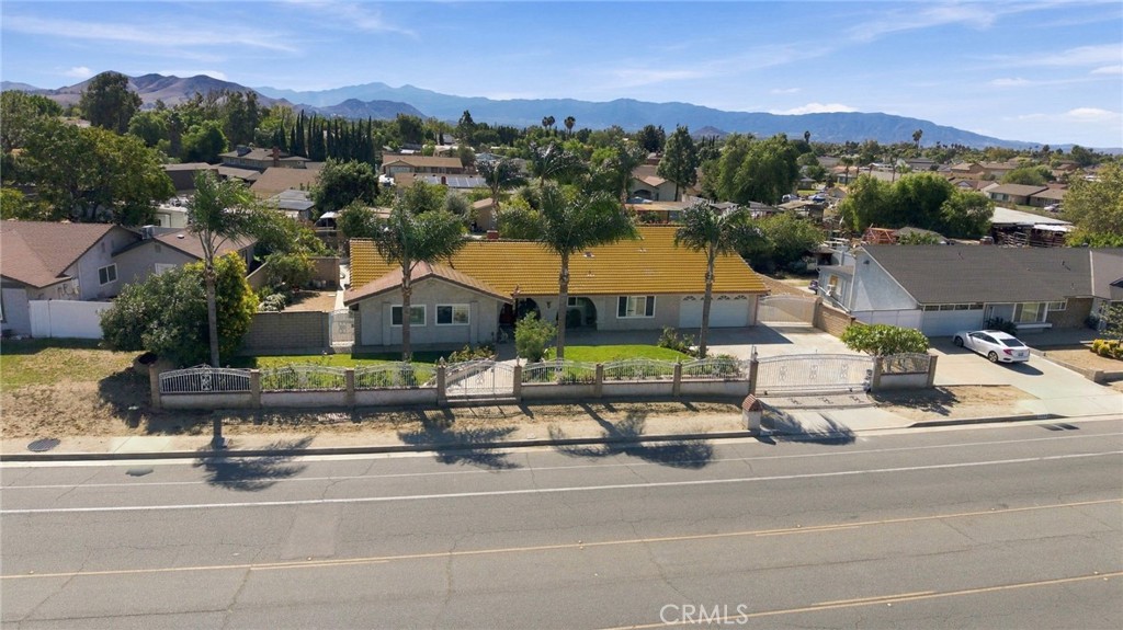 11216 Jurupa Road Property Photo 40