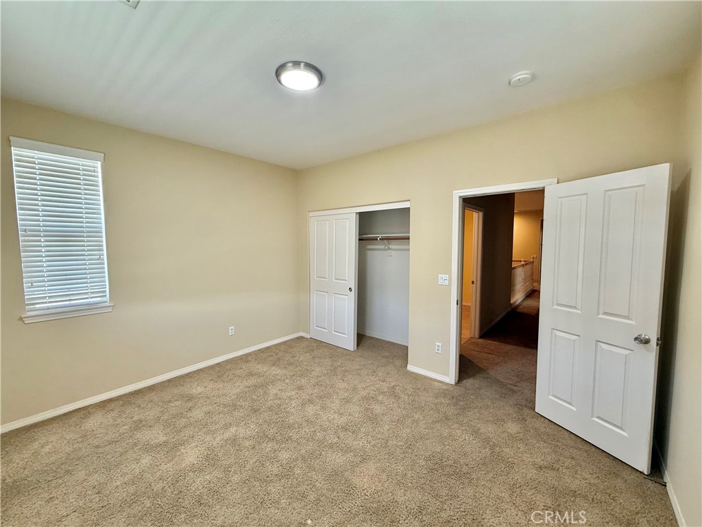 13071 Heywood Property Photo 5