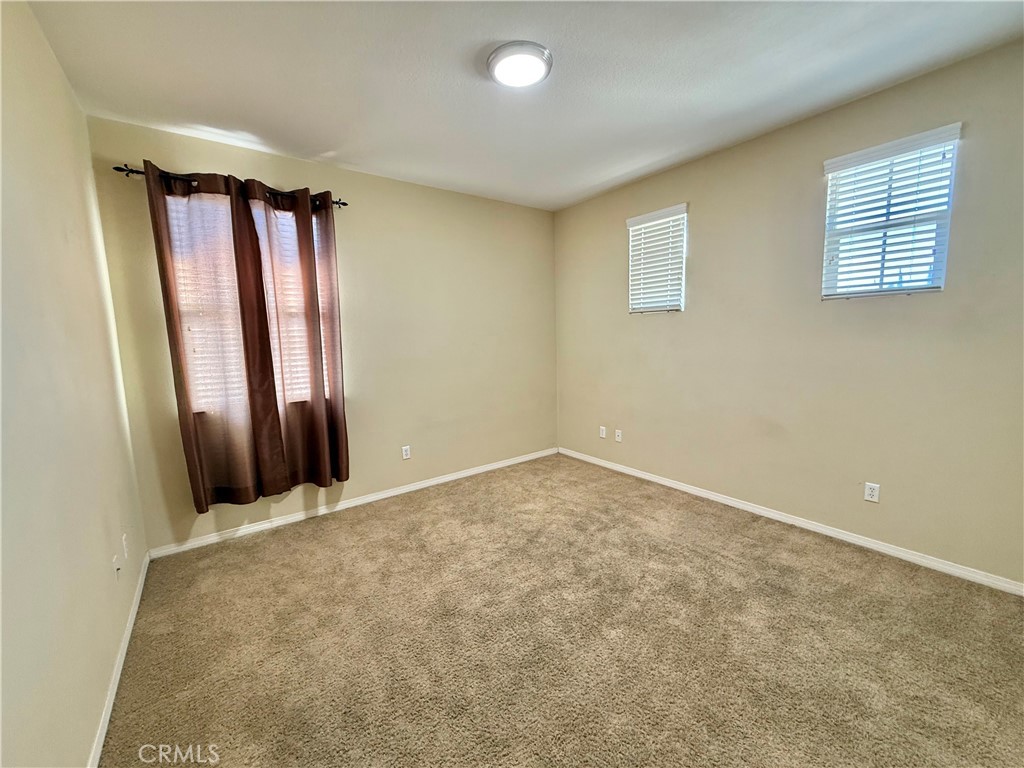 13071 Heywood Property Photo 11