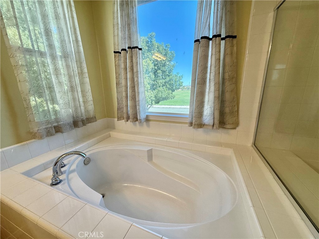 13071 Heywood Property Photo 16