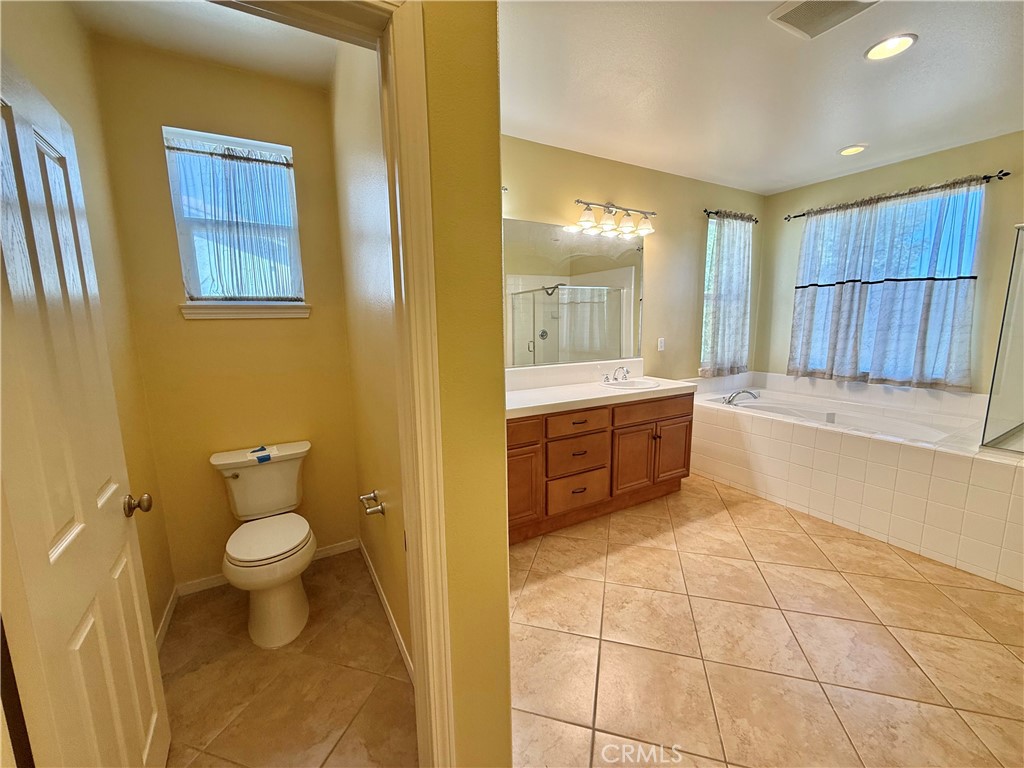 13071 Heywood Property Photo 17