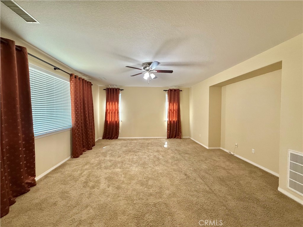 13071 Heywood Property Photo 18