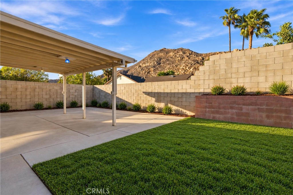 415 Glenhill Property Photo 30