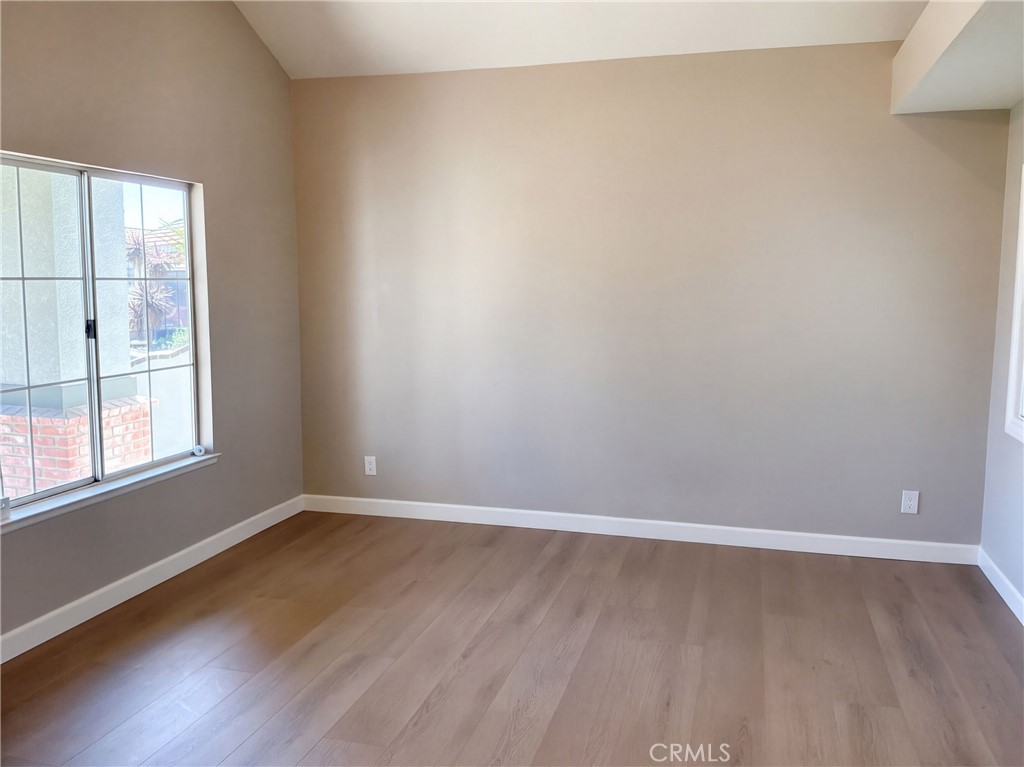 1796 W Carpenter Property Photo 4
