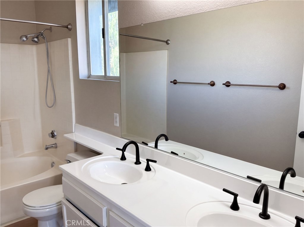 1796 W Carpenter Property Photo 23