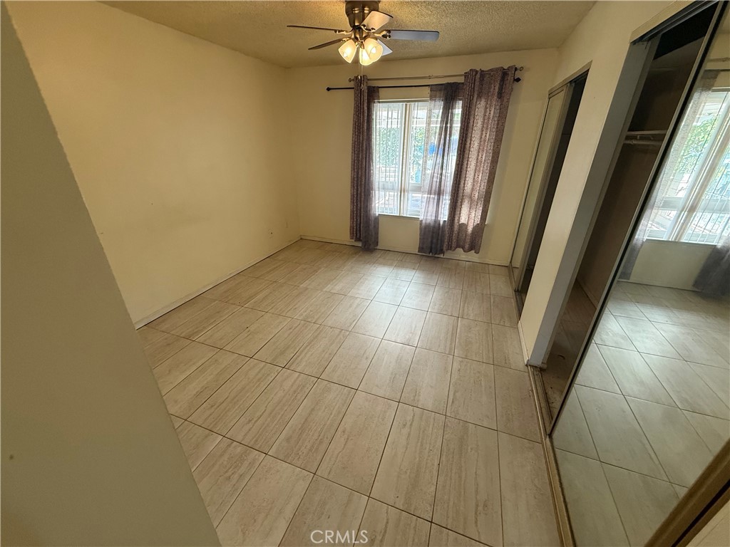 13560 Casper Court Property Photo 5