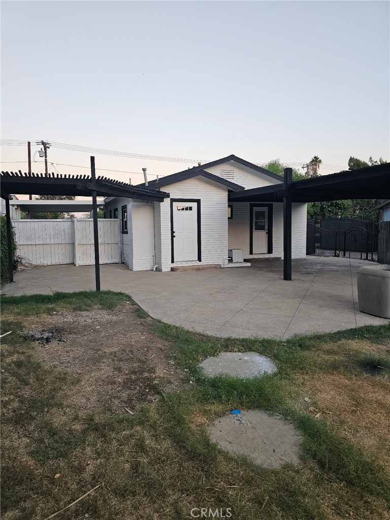 11046 Kadota Property Photo 5