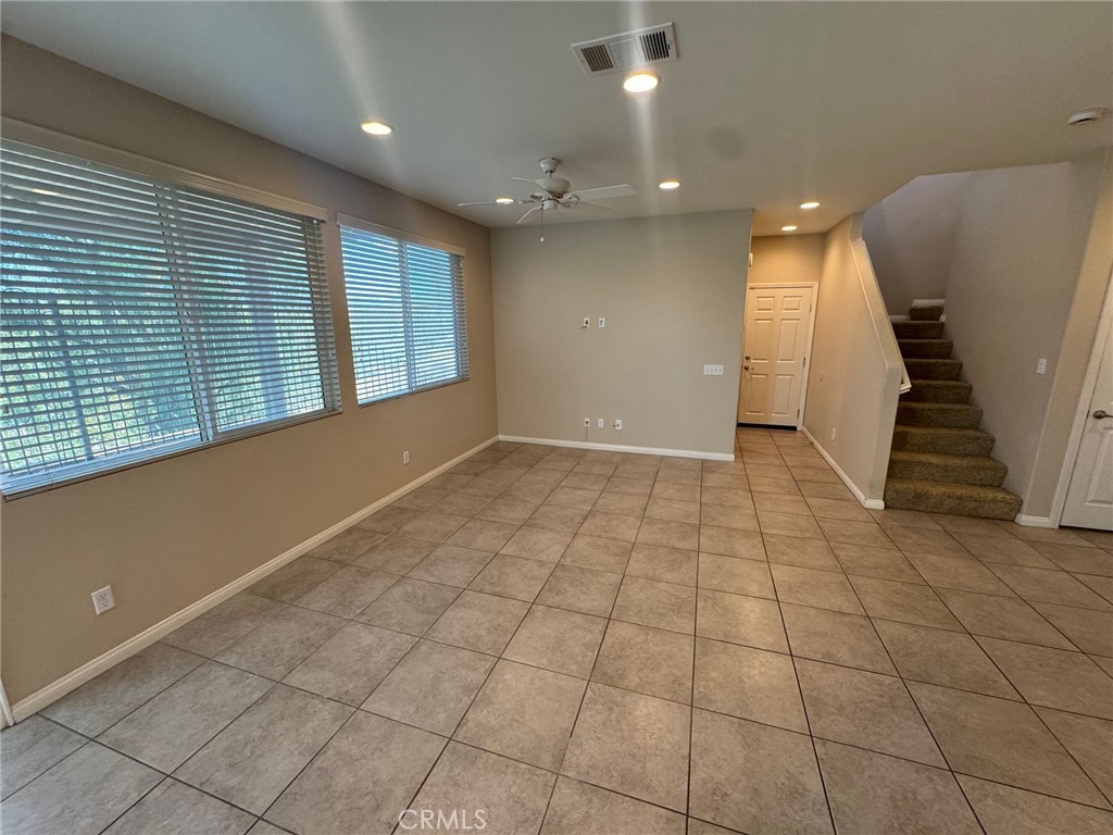 26287 Jasmine Avenue Property Photo 5