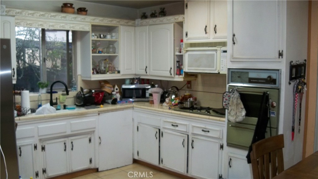 9732 Oleander Property Photo 9