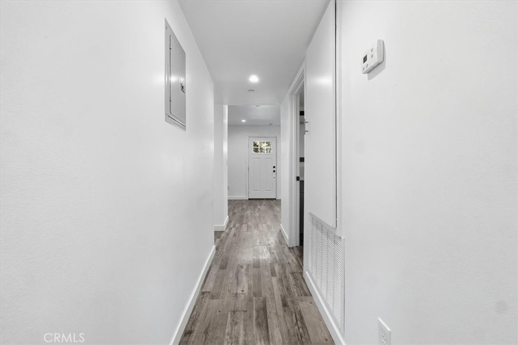 4150 S Normandie Property Photo 26