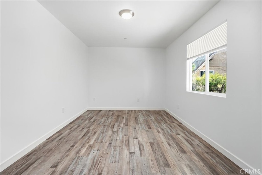 4150 S Normandie Property Photo 29