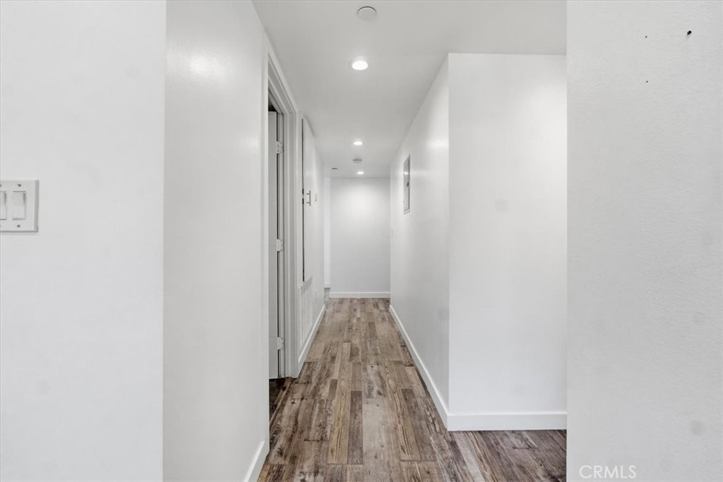 4150 S Normandie Property Photo 34