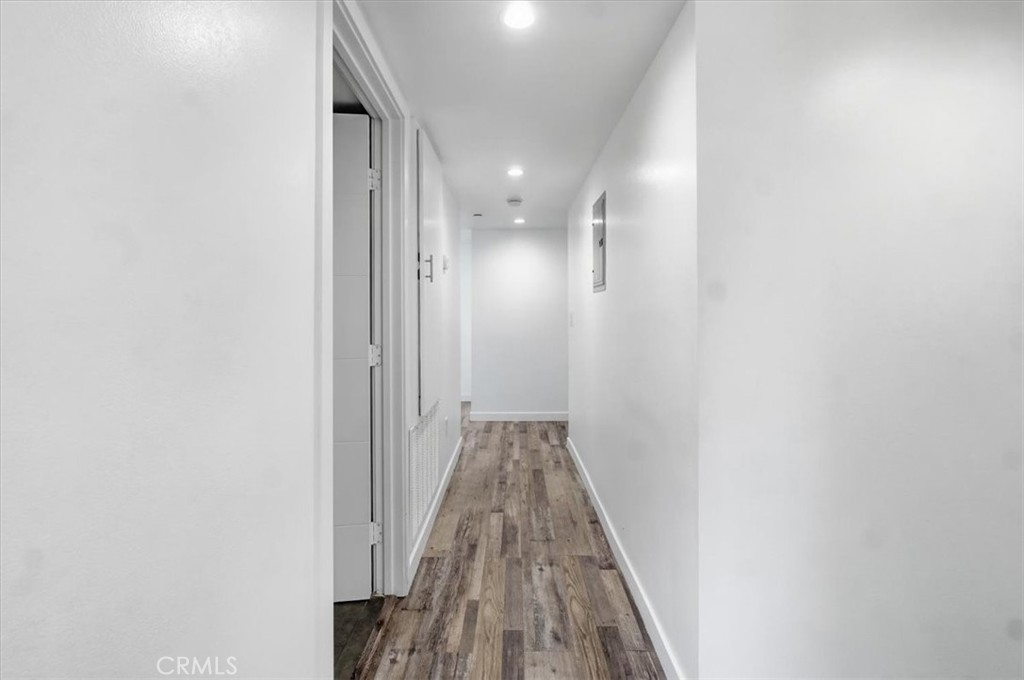 4150 S Normandie Property Photo 40