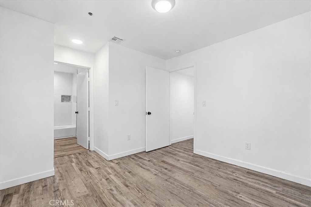 4150 S Normandie Property Photo 49