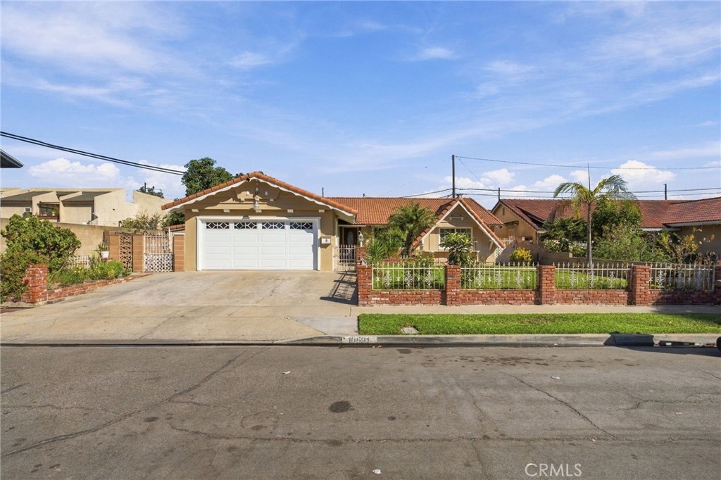 10591 Henderson Avenue Property Photo 2