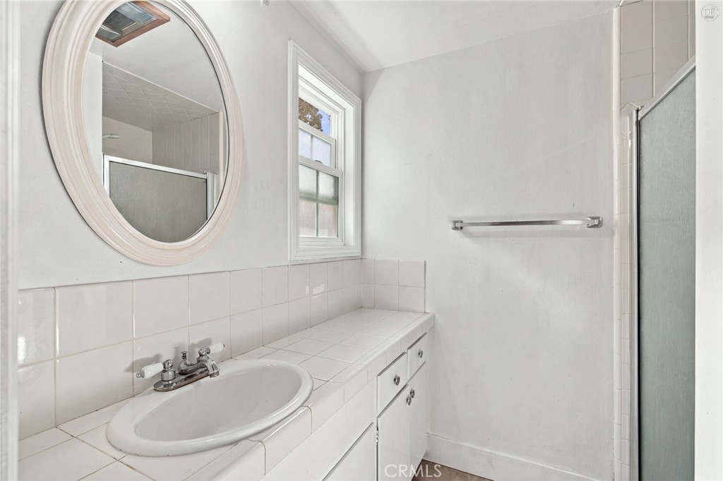 10591 Henderson Avenue Property Photo 24