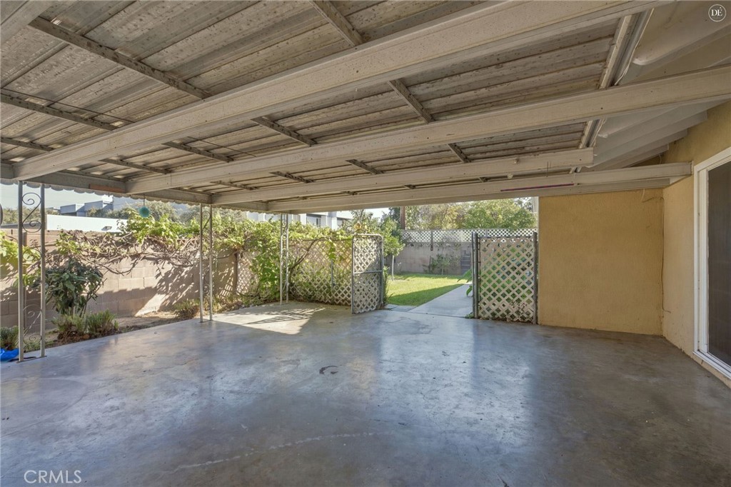 10591 Henderson Avenue Property Photo 31