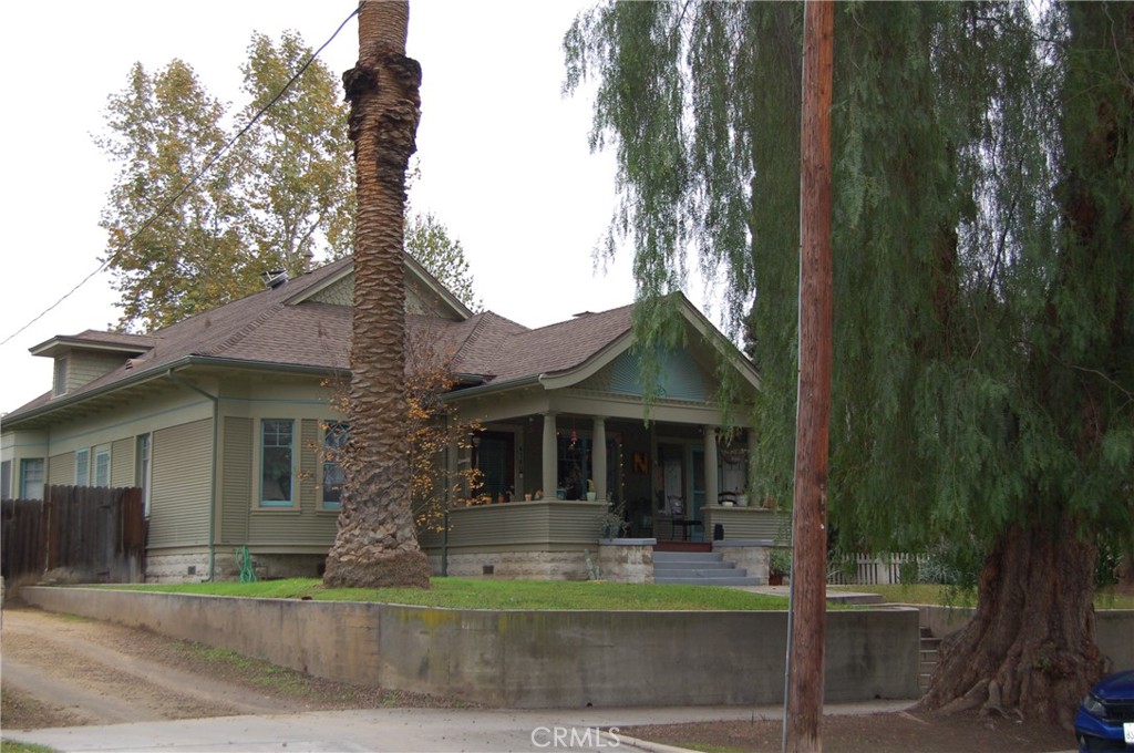 4162 Chestnut Street Property Photo 2