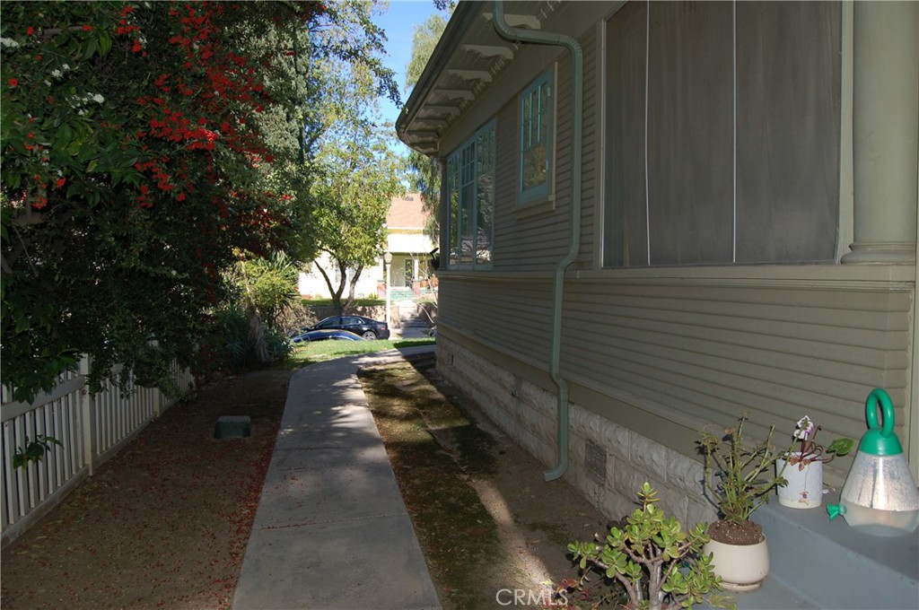 4162 Chestnut Street Property Photo 9