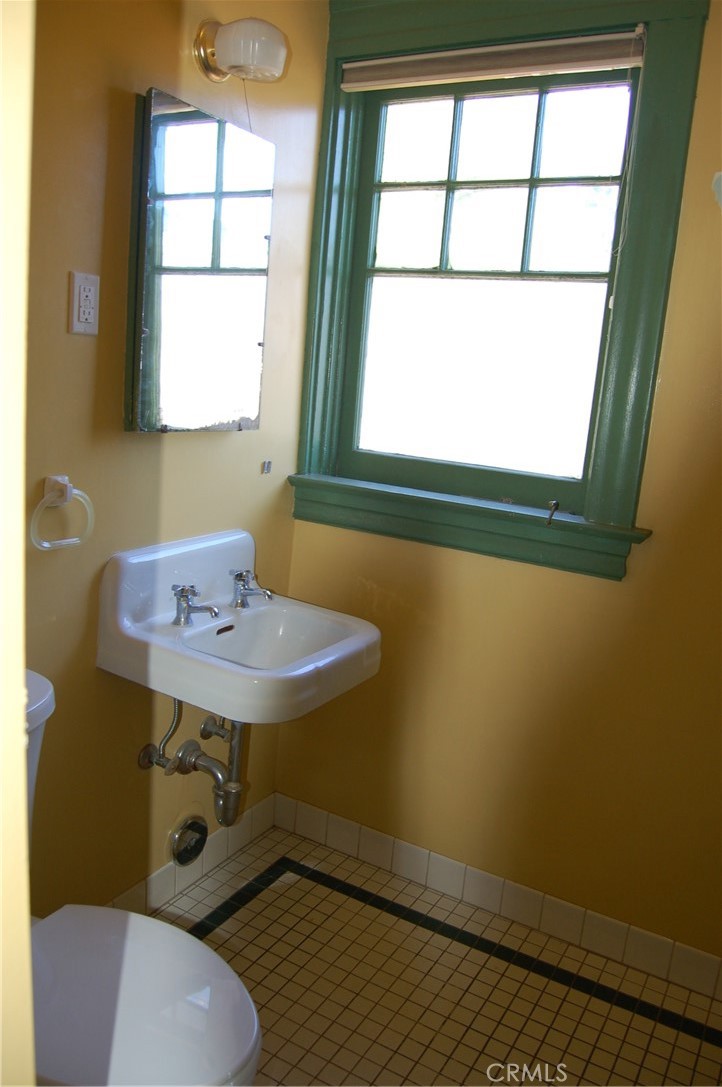 4162 Chestnut Street Property Photo 20
